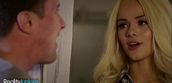  Cute Babe (Elsa Jean) Gets Her Pussy Pleased With Big Cock - RealityJunkies